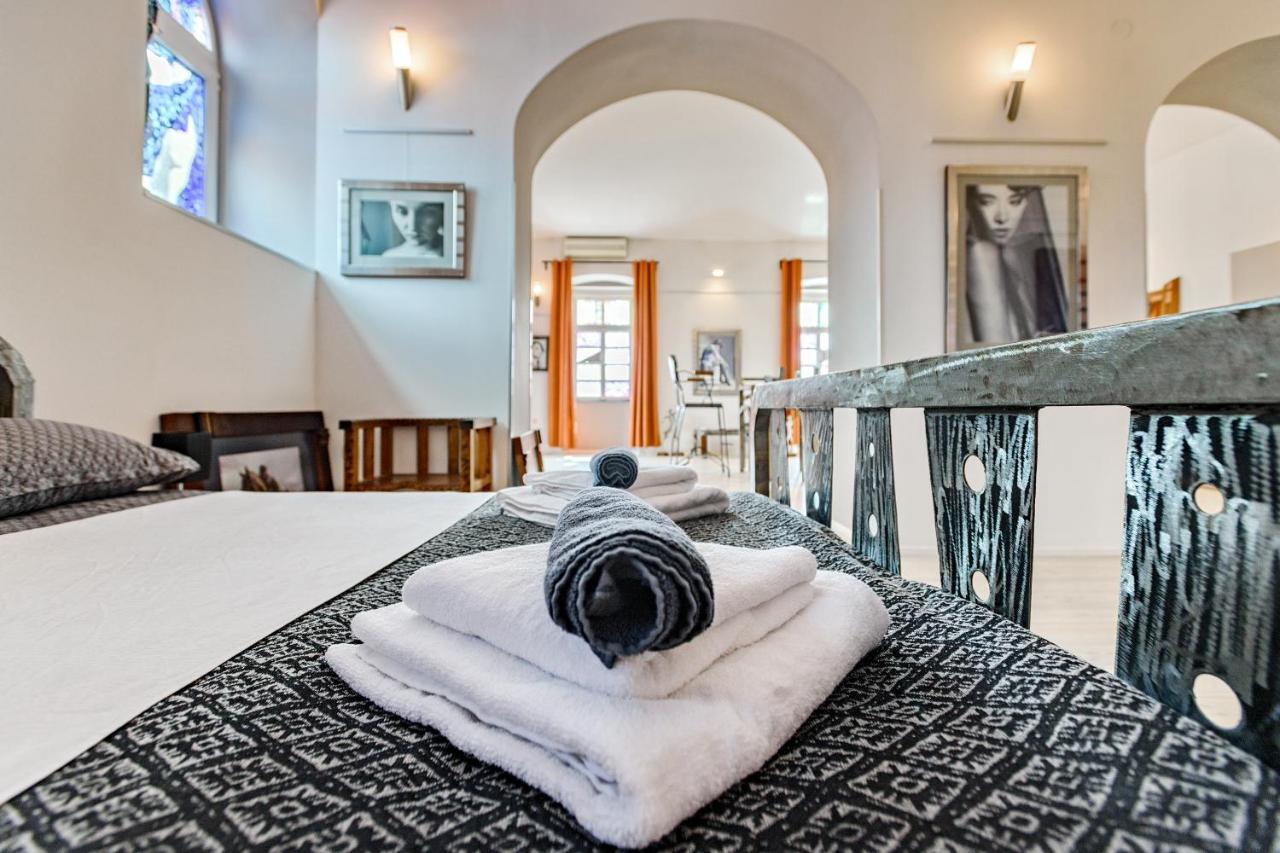 Lupino'S Gallery Apartment - Old Town Zadar Extérieur photo