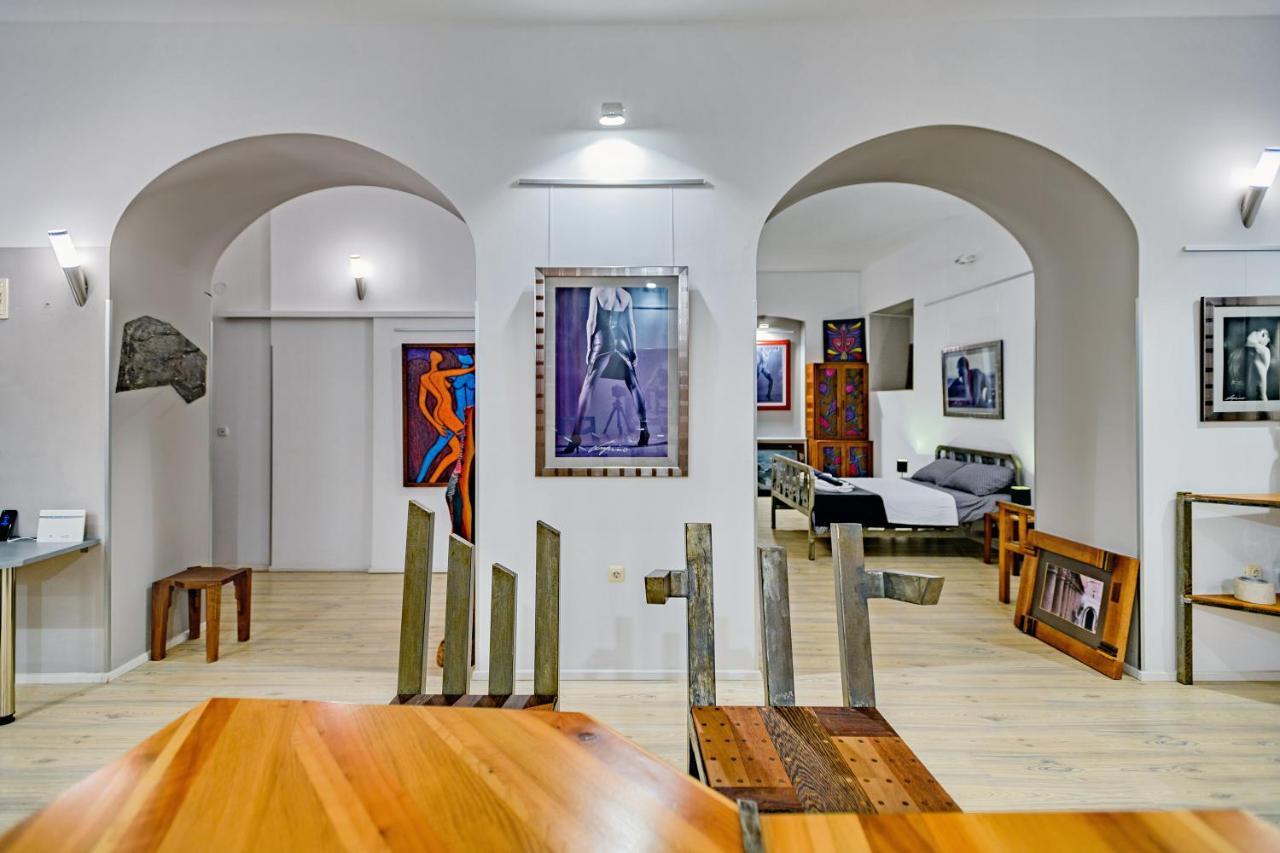 Lupino'S Gallery Apartment - Old Town Zadar Extérieur photo