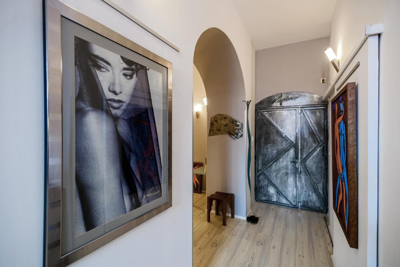 Lupino'S Gallery Apartment - Old Town Zadar Extérieur photo