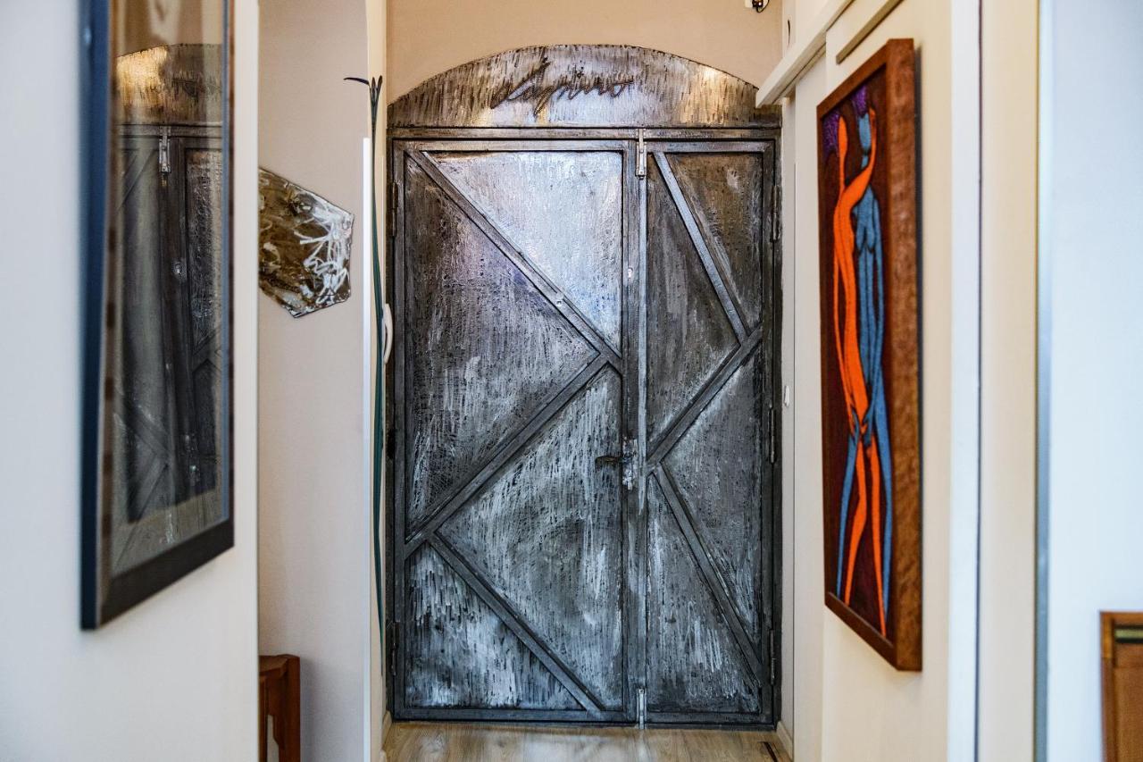 Lupino'S Gallery Apartment - Old Town Zadar Extérieur photo