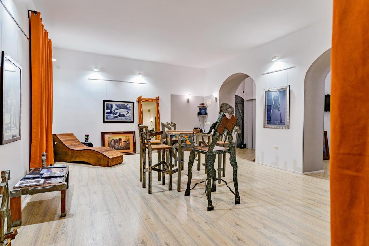 Lupino'S Gallery Apartment - Old Town Zadar Extérieur photo