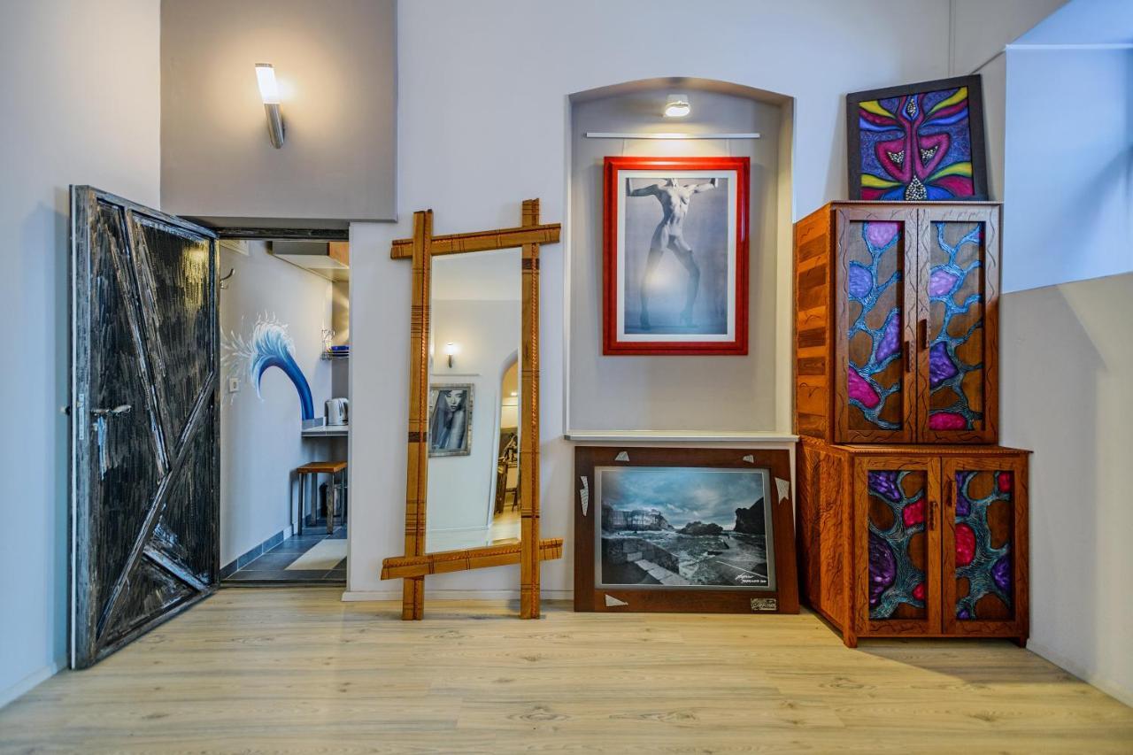 Lupino'S Gallery Apartment - Old Town Zadar Extérieur photo